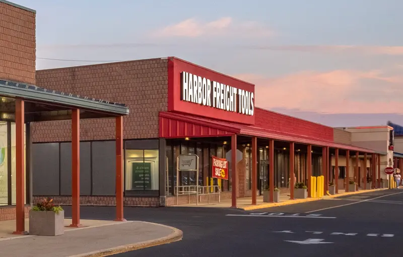 Snyder Plaza Greene Street